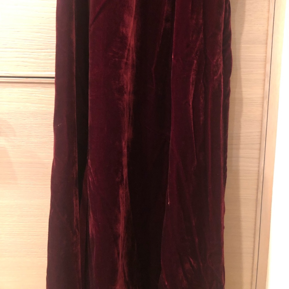 Privacy Please Jupiter Dress in Wine - Picture 6 of 12